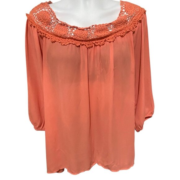 Eyeshadow Womens Blouse Top 2x Crochet Lace Trim 3/4 Sleeves Round Neck Pullover - Picture 4 of 13